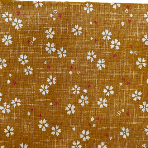 Mercerie - Tissu coupon 45 x 55 cm - Fleurs et cœurs japonais - jaune moutarde